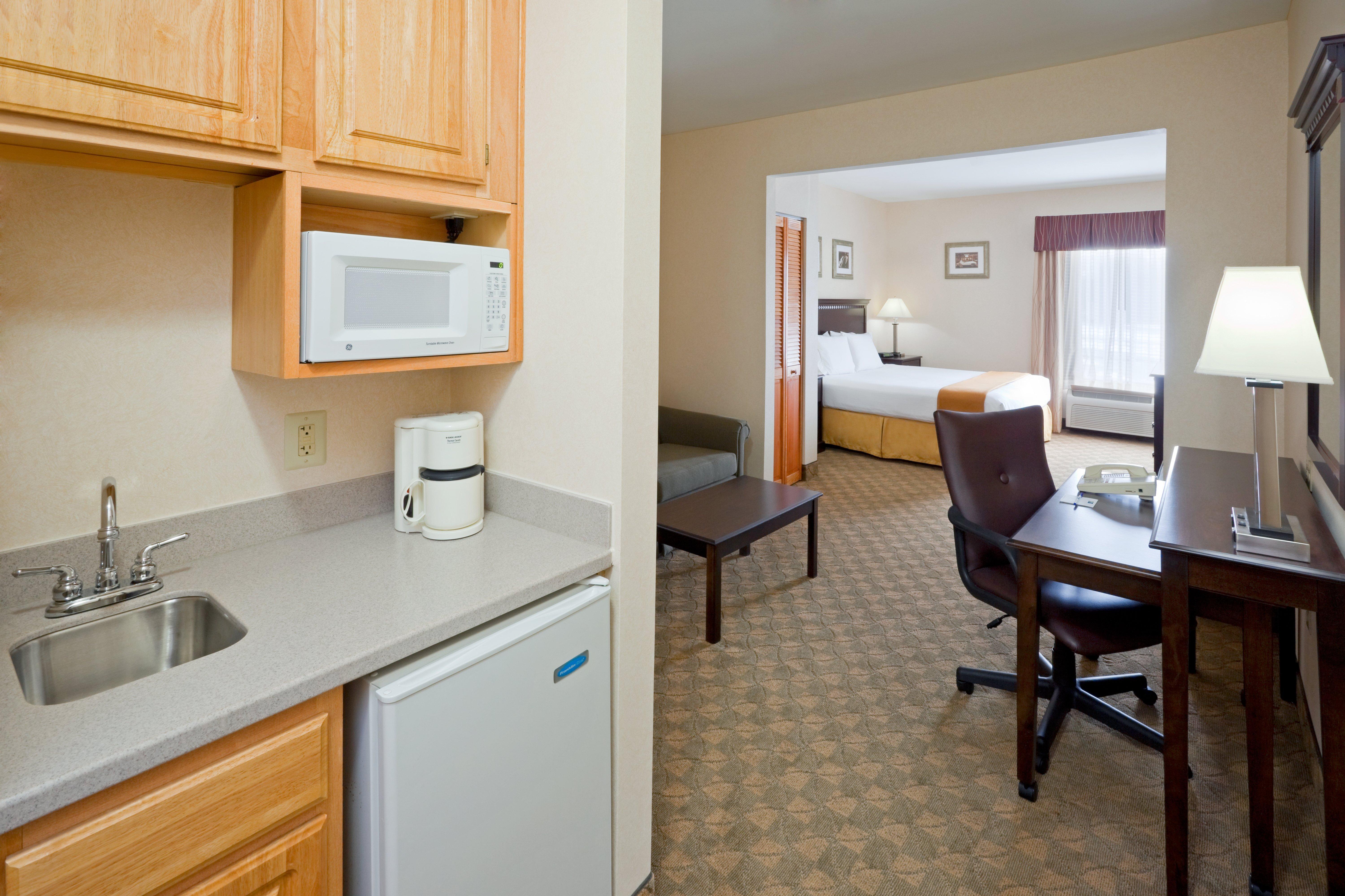 Holiday Express New Jersey Turnpike Exit 1 By Ihg