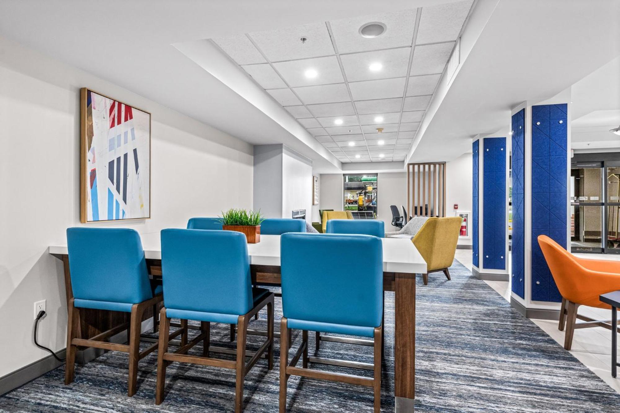 Hotel Holiday Express New Jersey Turnpike Exit 1 By Ihg