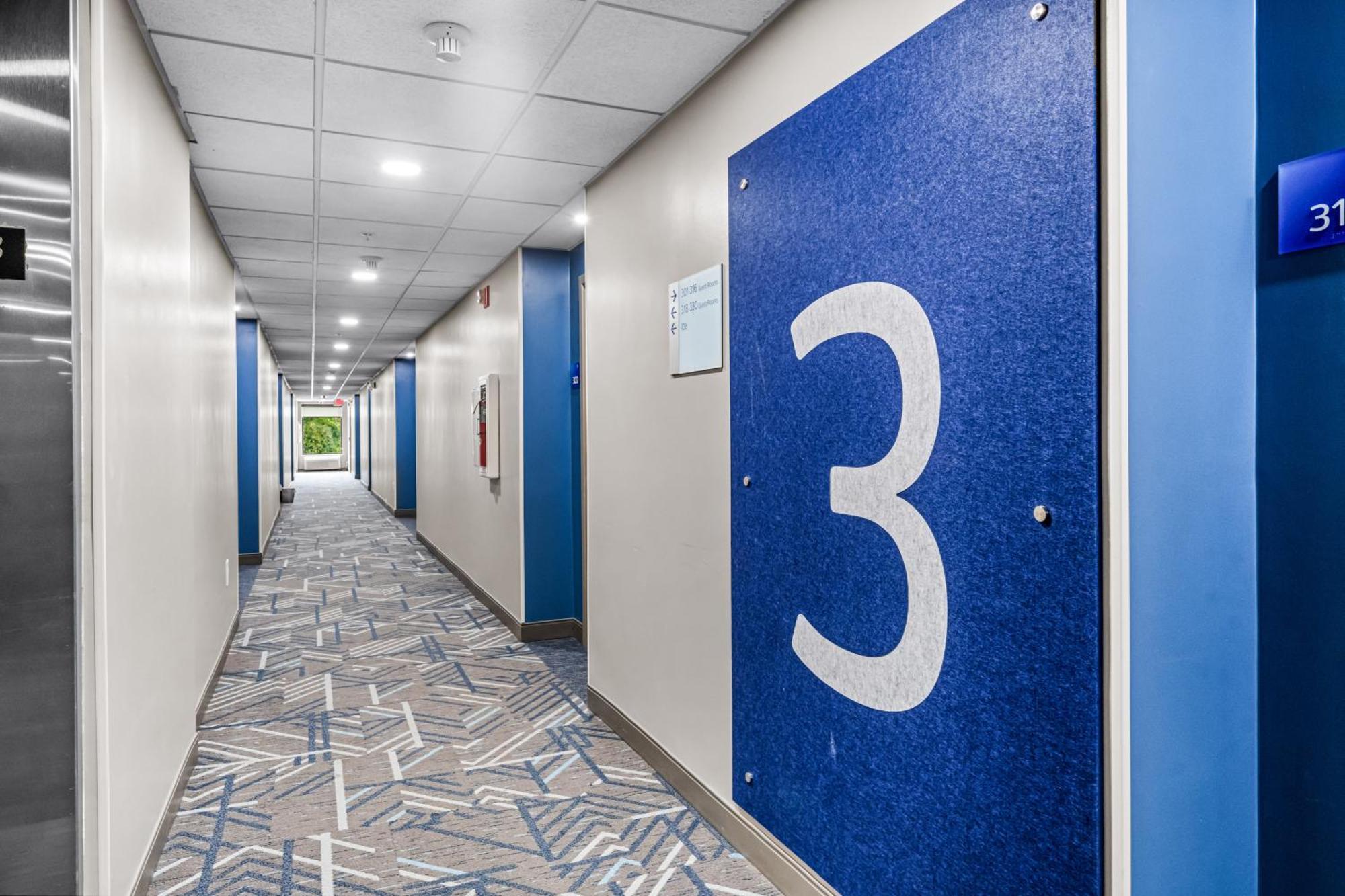 Holiday Inn Express & Suites Carneys Point - Pennsville By Ihg Hotel Carneys Point